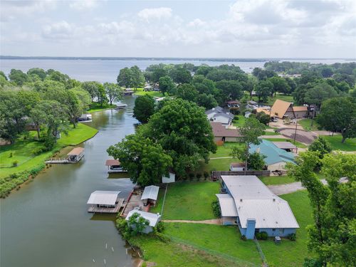 111 Rocking Chair Ranch Rd, Trinidad, TX, 75163-4012 | Card Image