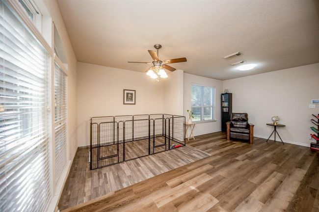4609 Buescher Ct, House other with 4 bedrooms, 3 bathrooms and 2 parking in Pearland TX | Image 6