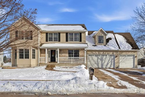 5805 Lorton Ave, Davenport, IA, 52807-3528 | Card Image