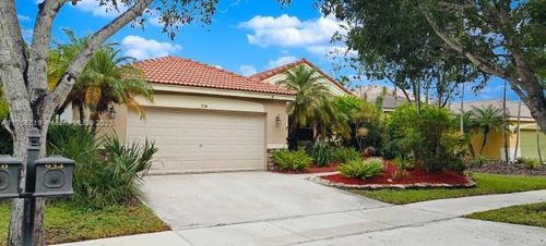 934 Sunflower Cir, Weston, FL, 33327-2103 | Card Image