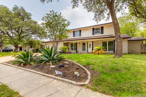 555 Patricia, San Antonio, TX, 78216-3568 | Card Image