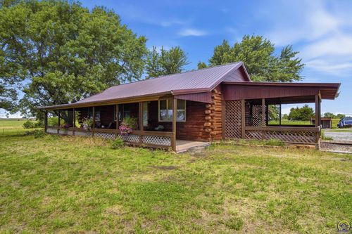 1760 W K31 Hwy, Osage City, KS, 66523 | Card Image