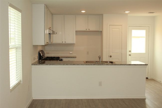 5823 San Geronimo, House other with 3 bedrooms, 2 bathrooms and 4 parking in Seguin TX | Image 4