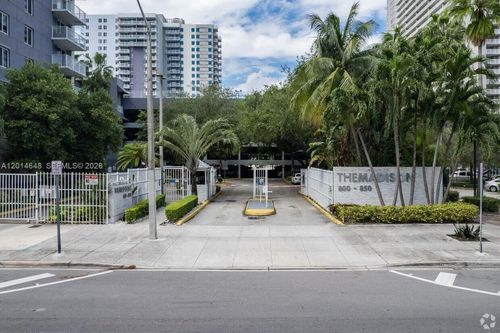 e-407-800 N Miami Ave, Miami, FL, 33136-3518 | Card Image
