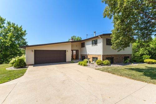 3118 143rd Avenue Ct W, Milan, IL, 61264-4751 | Card Image