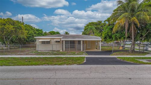 242 Ne 26th Ct, Pompano Beach, FL, 33064-3868 | Card Image