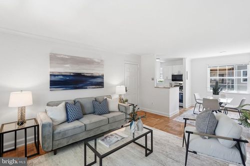 302-1608 W Abingdon Dr, ALEXANDRIA, VA, 22314-1052 | Card Image