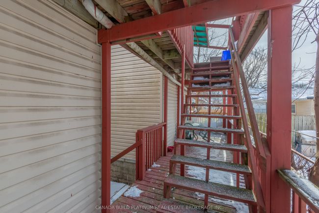 1543-45 Church St, Home with 8 bedrooms, 4 bathrooms and null parking in Windsor ON | Image 7