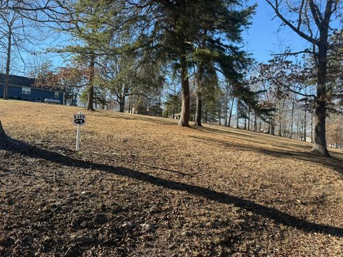 1 Penny Ln, Albany, KY, 42602-7957 | Card Image