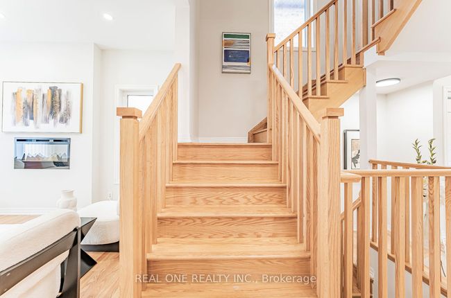 71 Tango Cres, House other with 4 bedrooms, 4 bathrooms and 2 parking in Newmarket ON | Image 26