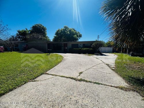 246 Sara Dr, Jacksonville, FL, 32218-4040 | Card Image