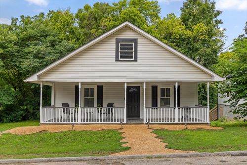 3301 Taylor St, Chattanooga, TN, 37406-3938 | Card Image