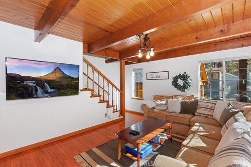 610 Mountain View Ave, Wrightwood, CA, 92397 | Card Image