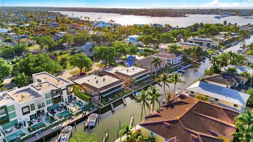 b-2-1521 Chesapeake Ave, NAPLES, FL, 34102-2406 | Card Image
