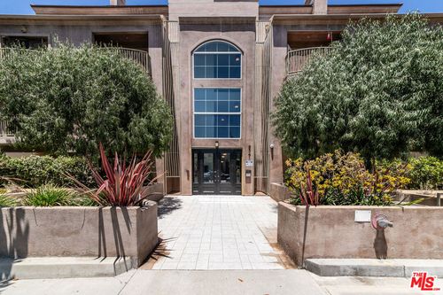 101-8541 Alcott St, Los Angeles, CA, 90035-3801 | Card Image