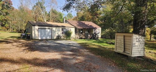 565 Cold Spring Rd, Monticello, NY, 12701-4257 | Card Image