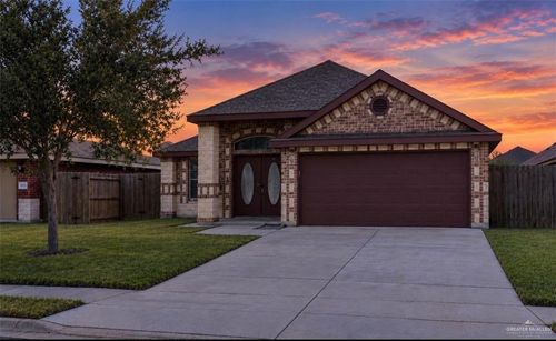 4517 Quail Ave, McAllen, TX, 78504-5282 | Card Image