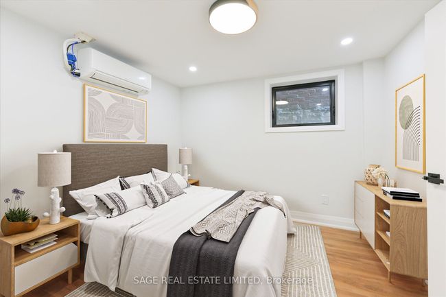 A - 22 Lansdowne Ave, Home with 2 bedrooms, 2 bathrooms and null parking in Toronto ON | Image 20