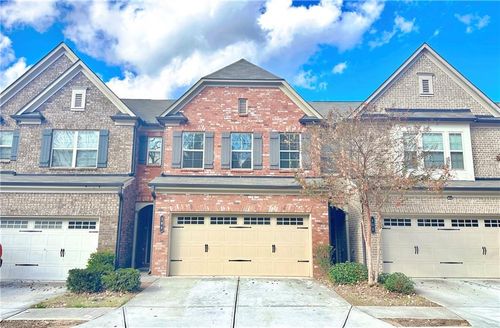 390 Holdings Dr, Lawrenceville, GA, 30044-5581 | Card Image