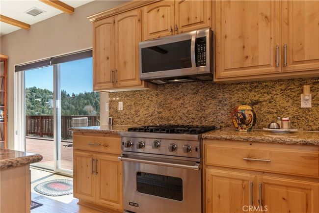 26855 Inyo Ct, House other with 3 bedrooms, 3 bathrooms and 2 parking in Lake Arrowhead CA | Image 11