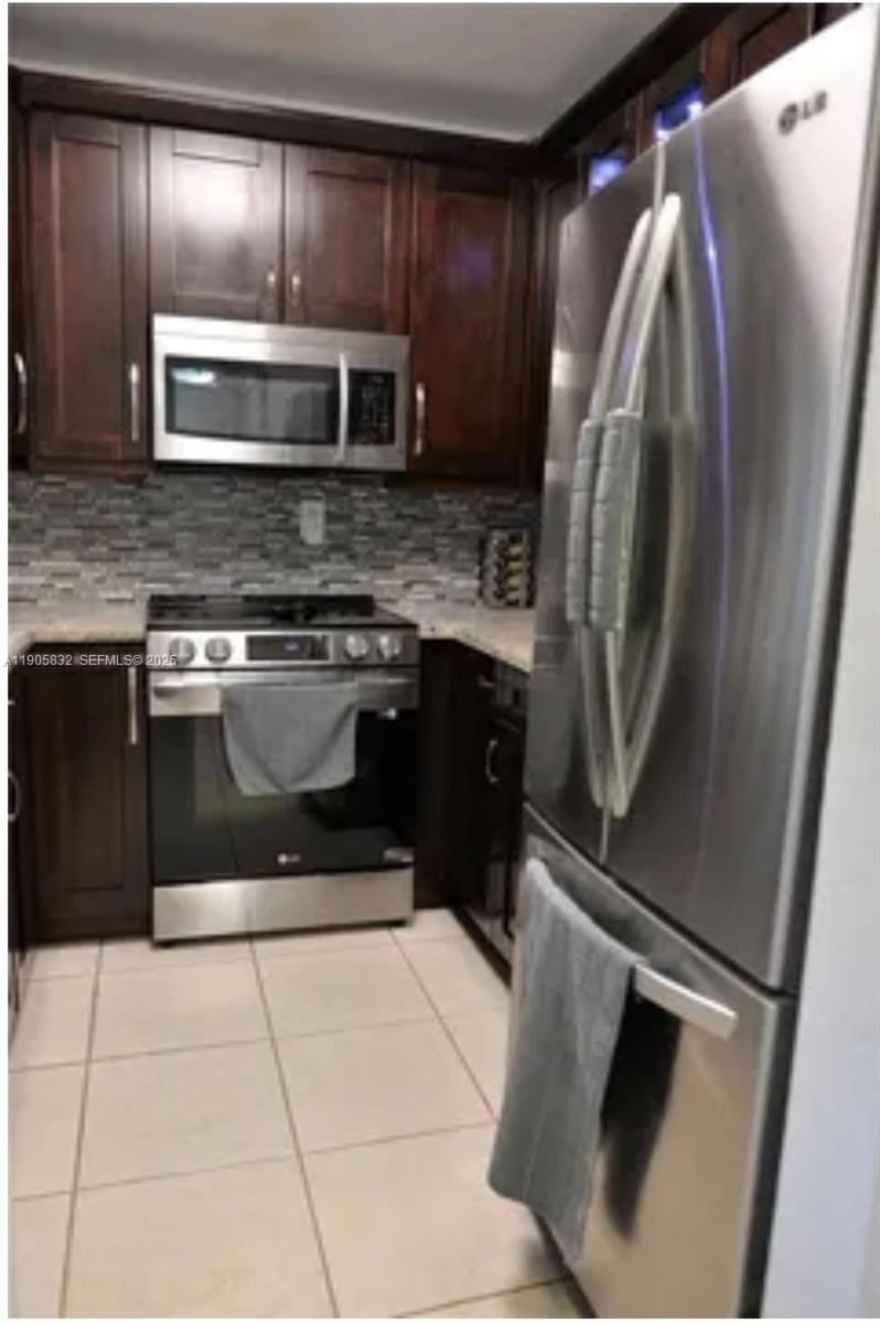 Residential in Miami 2