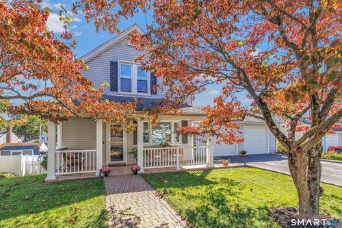 113 Old Stratfield Rd, Fairfield, CT, 06825-4432 | Card Image