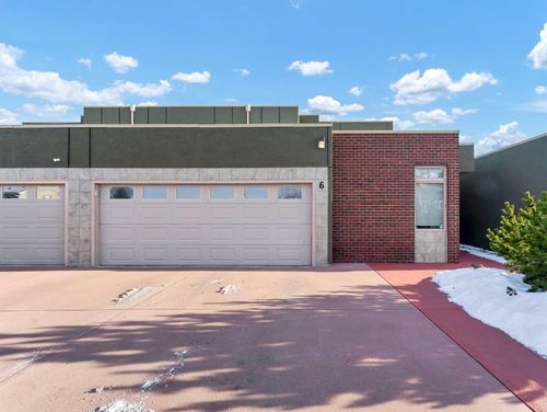 6 Palisades Way Ne, Medicine Hat, AB, T1C2B4 | Card Image