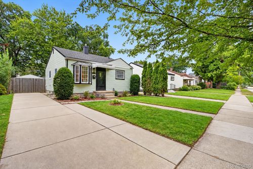 27425 Osmun St, Madison Heights, MI, 48071-3376 | Card Image