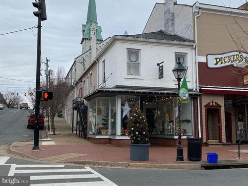 900 Caroline St, FREDERICKSBURG, VA, 22401-5808 | Card Image