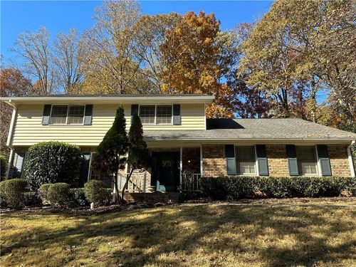 1300 Northshore Dr, Roswell, GA, 30076-2816 | Card Image