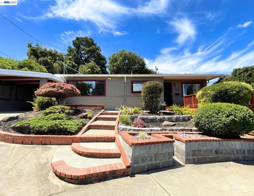301 Joan Vista St, El Sobrante, CA, 94803-1911 | Card Image