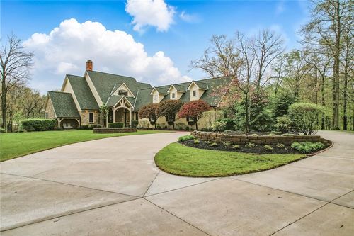 1 Grand View Ests, West Middlesex, PA, 16159-2243 | Card Image