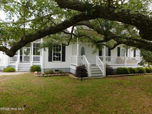 107 Beacon St, Harkers Island, NC, 28531-9528 | Card Image