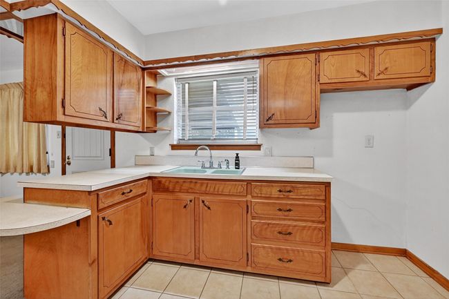 1402 Hillcrest Dr, House other with 3 bedrooms, 2 bathrooms and null parking in Sherman TX | Image 15