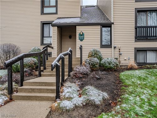 101-6260 Greenwood View Dr, Cleveland, OH, 44129 | Card Image