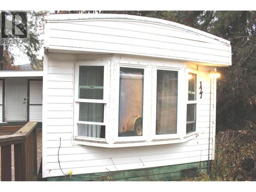127 Mill Rd, Fruitvale, BC, V0G1L1 | Card Image