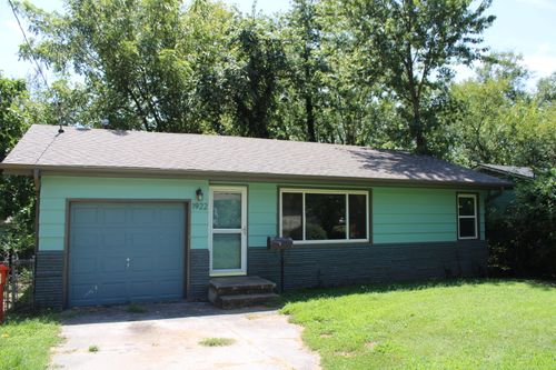 1922 W Water Street, Springfield, MO, 65802 | Card Image