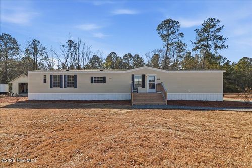 284 Faison W Mcgowan Rd, Kenansville, NC, 28349-8949 | Card Image