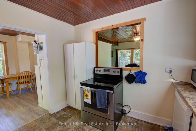 4061 Muskoka Rd 169, House other with 3 bedrooms, 2 bathrooms and 15 parking in Port Carling ON | Image 12