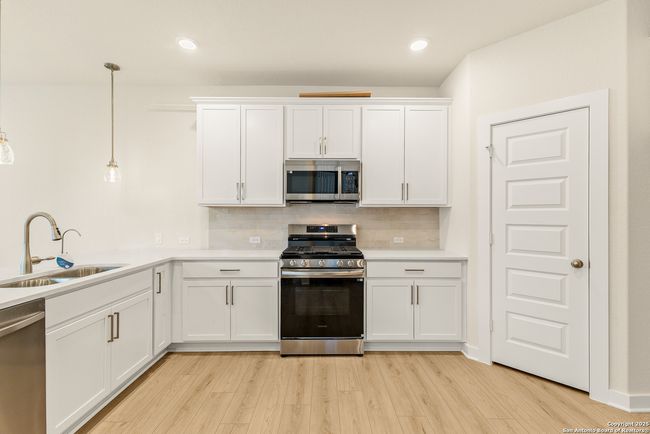 104 Tribus, House other with 3 bedrooms, 3 bathrooms and null parking in Leon Valley TX | Image 12