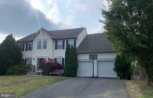 804 Crystal Ln, STRASBURG, VA, 22657-2394 | Card Image