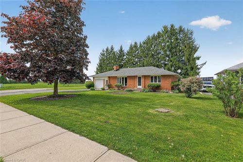 190 Snyder'S Road W, Baden, ON, N3A2L9 | Card Image
