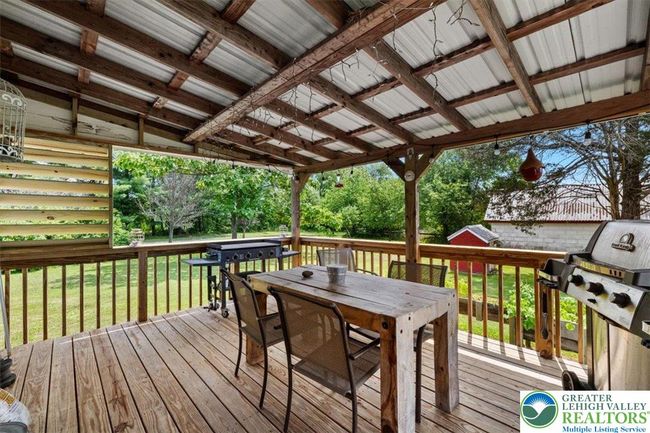 7590 Pohopoco Dr, House other with 3 bedrooms, 2 bathrooms and null parking in Kunkletown PA | Image 8
