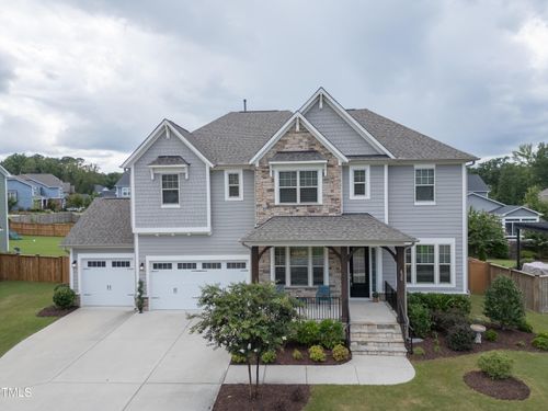 426 Tintern Ln, Apex, NC, 27523-9330 | Card Image