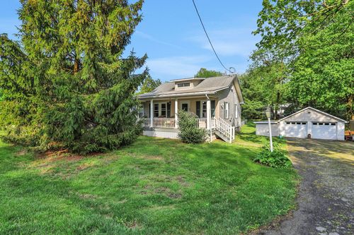 63 Osborne Hill Rd, Wappingers Falls, NY, 12590-5300 | Card Image
