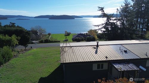 14860 Gibralter Rd, Anacortes, WA, 98221-8622 | Card Image
