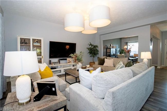 2343 Pebble Brook Path, House other with 3 bedrooms, 3 bathrooms and null parking in Orrville OH | Image 8