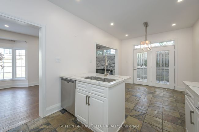 16 - 519 Riverside Dr, Condo with 3 bedrooms, 3 bathrooms and 1 parking in London ON | Image 5