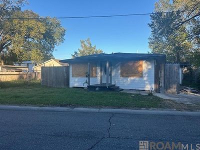 1343 Eddie Robinson Dr, House other with 3 bedrooms, 2 bathrooms and null parking in Baton Rouge LA | Image 1