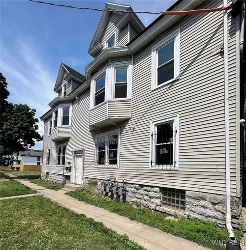 224 Vermont St, Buffalo, NY, 14213-2553 | Card Image
